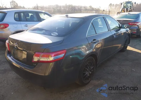 2011 Toyota Camry Le z USA, uszkodzony, nr VIN 4T1BF3EK9BU616418